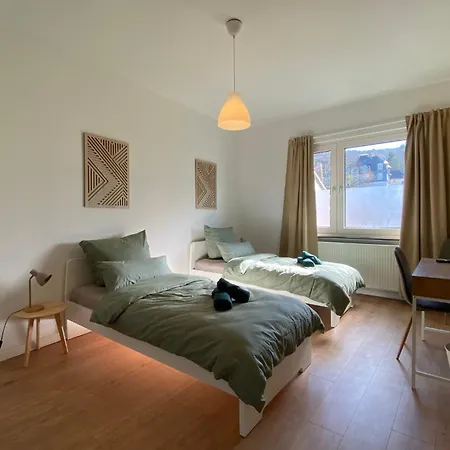 Apartment Bege Business Escape